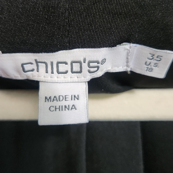 EUC CHICO'S EYELET SCALLOP HEM DRESS BLACK SZ 3.5 (18) - Picture 11 of 12